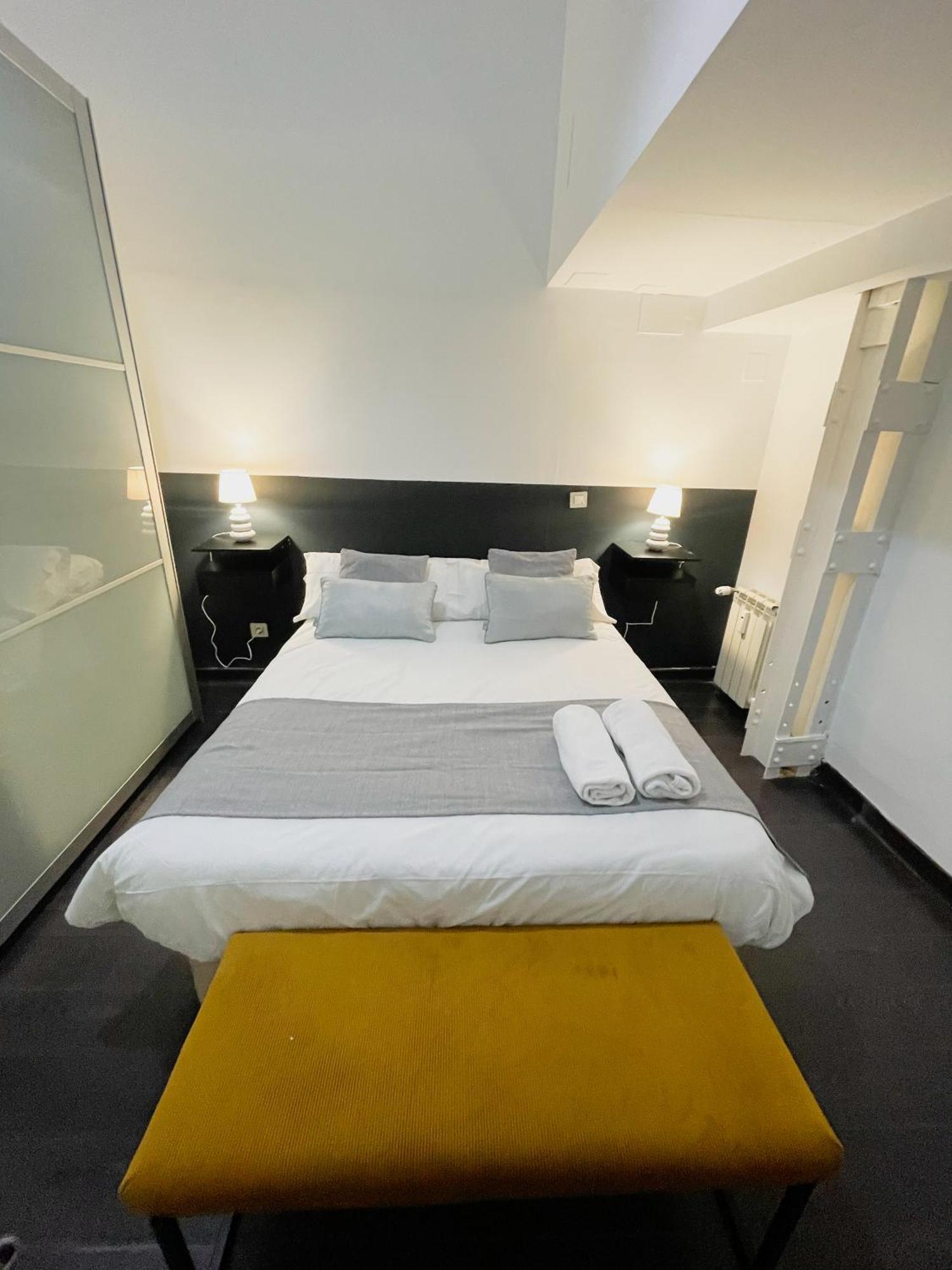Ferienwohnung Carretas Duplex Exterior Derecha Madrid Exterior foto